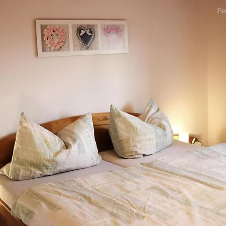 Holzhaus Junge In The Harz